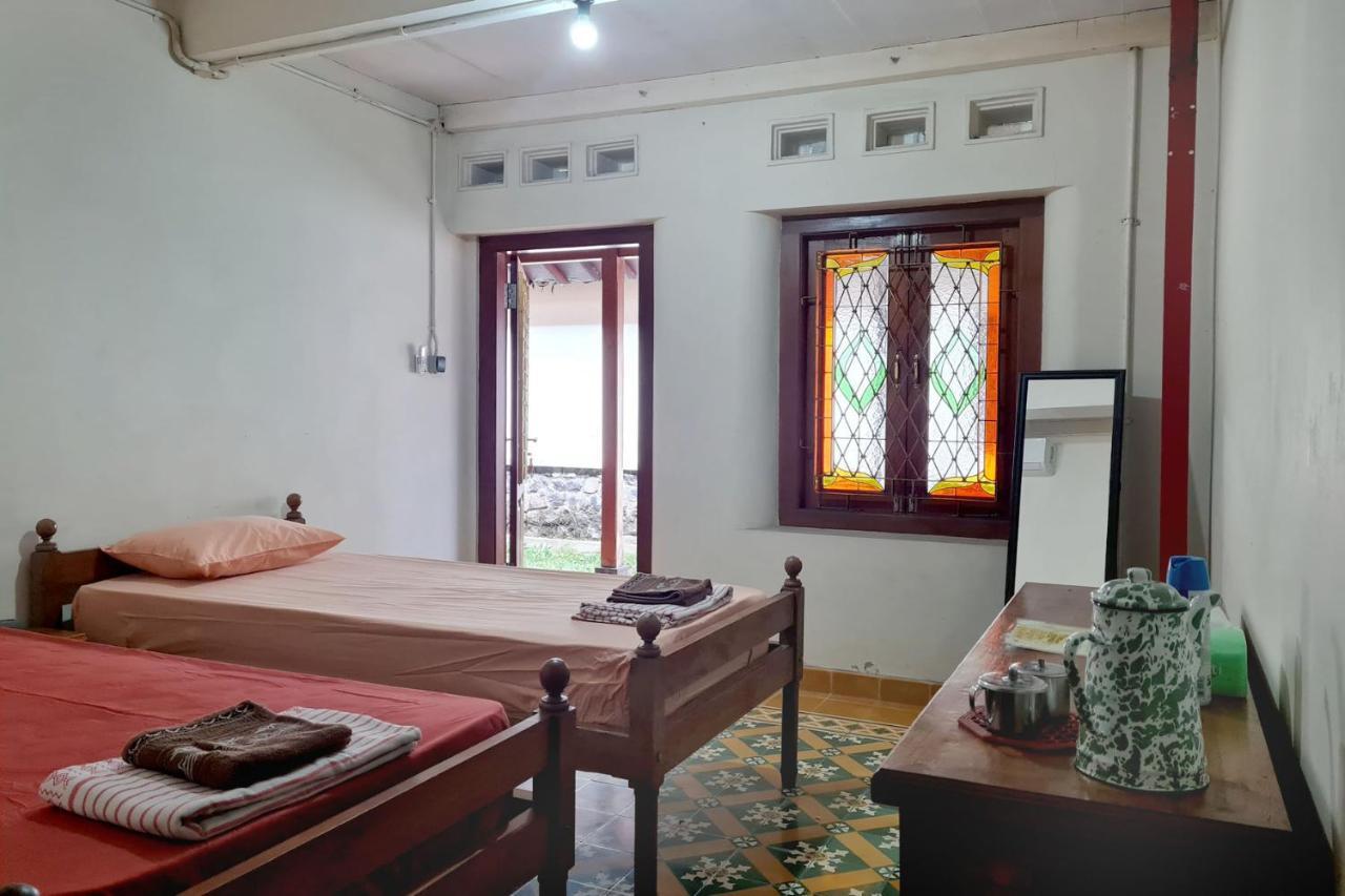 יוגיאקרטה Omah Pitoe Yogya Homestay מראה חיצוני תמונה