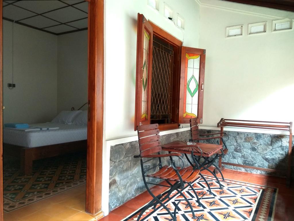 יוגיאקרטה Omah Pitoe Yogya Homestay מראה חיצוני תמונה